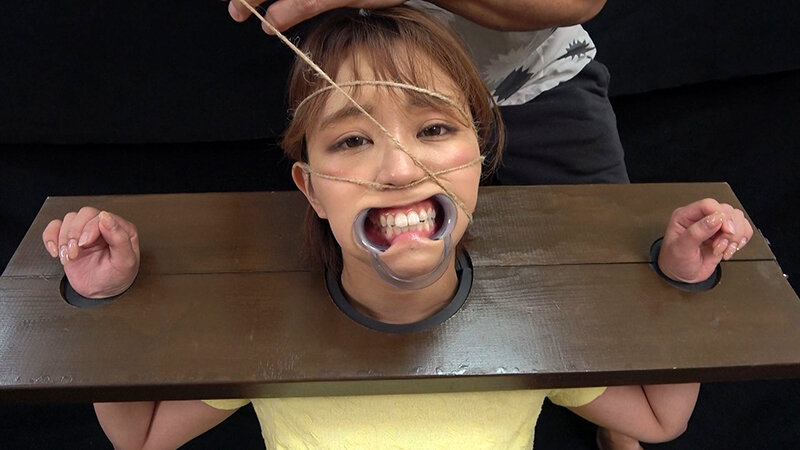 真矢みつき 顔面緊縛 開口器