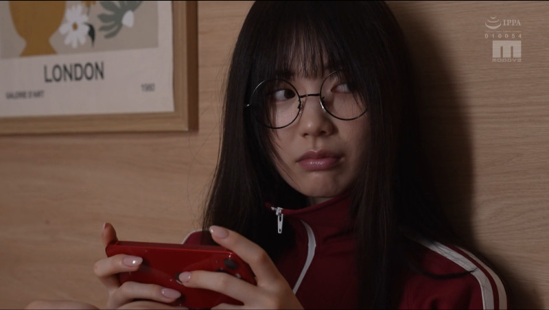 石川澪 引きこもりニート