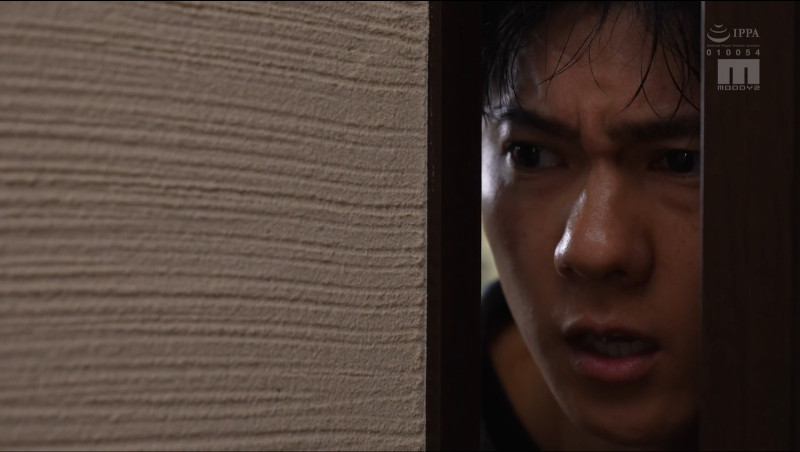 妹のオナニーを覗く兄