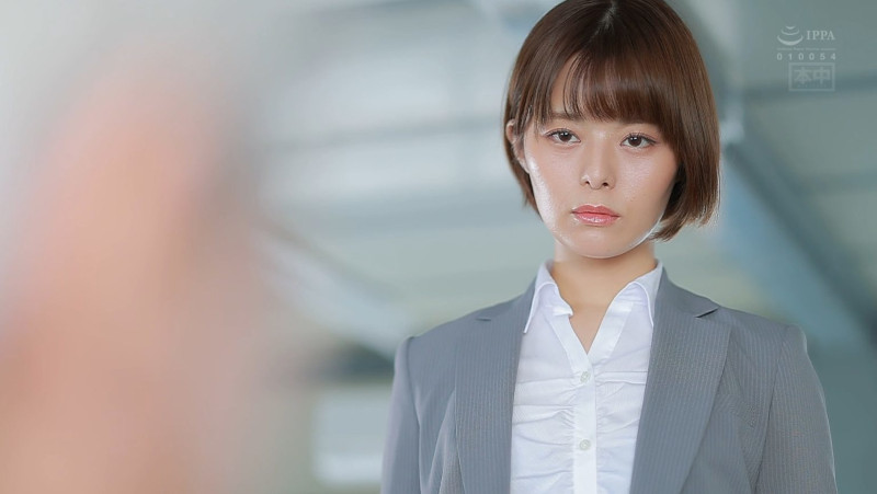 地方の少子化対策部署 媚薬キメセク 妊娠係に左遷されて子作りを強要された美人キャリアウーマン 月乃ルナ