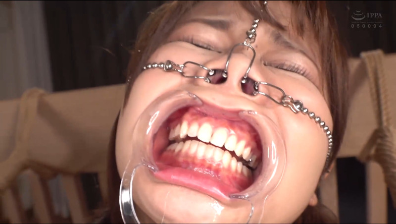 志田みずき 鼻フック 開口器6