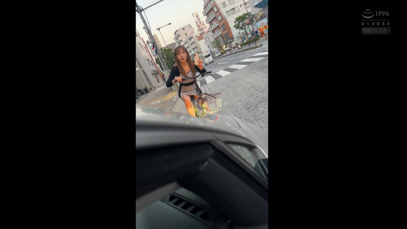 りおっち 車を停止させる迷惑ギャル2