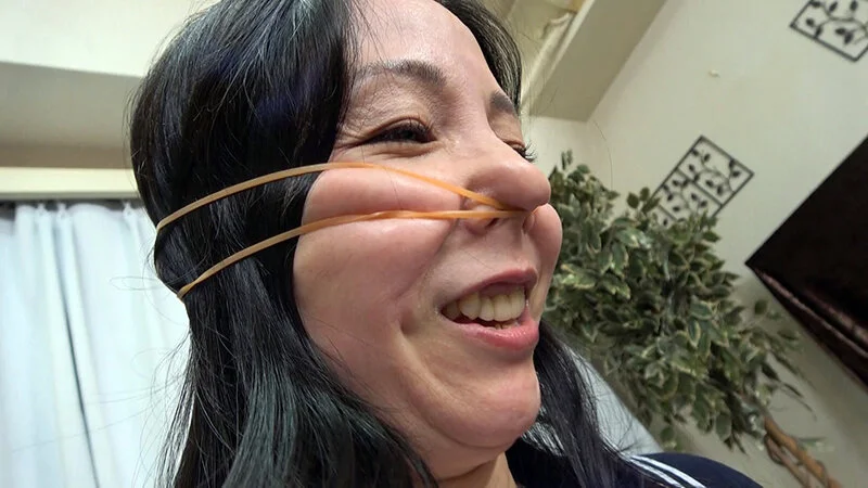月野ゆりね 顔面輪ゴム